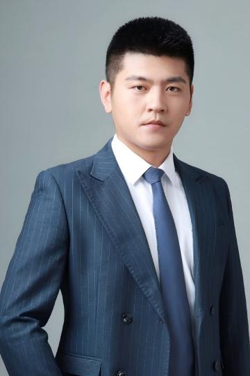 张浩冉照片