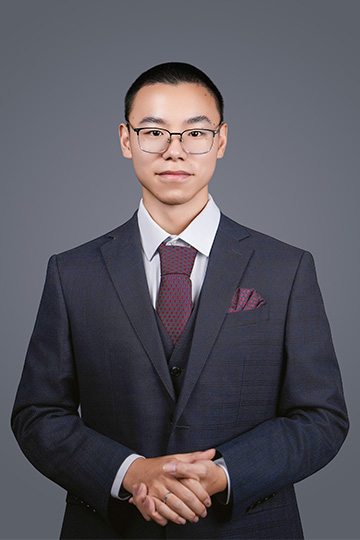 吴思远照片