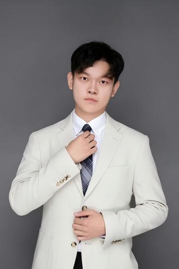 薛恒照片